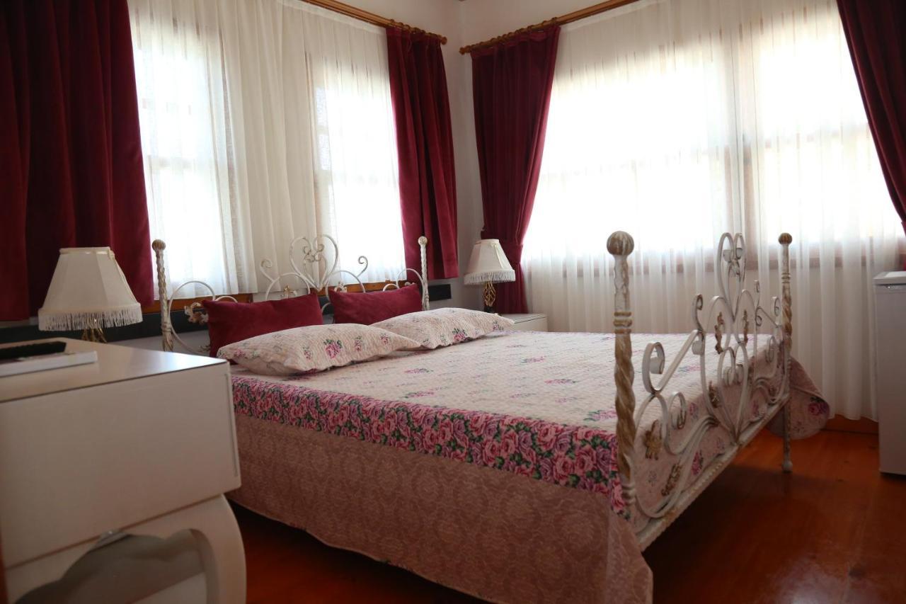 Yali Konak Butik Otel Golcuk Exterior photo